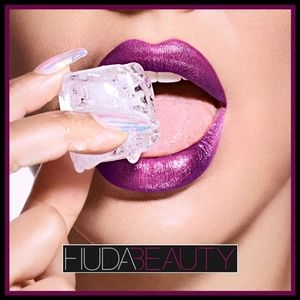 HUDA BEAUTY Power Bullet Metallic Lipstick Purple